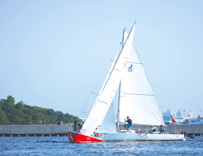 【玩體驗】26呎運動型帆船賞帆遊安平之旅1小時